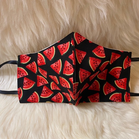 ❤️Womens Set of Two Face Masks❤️ - Picture 3 of 5